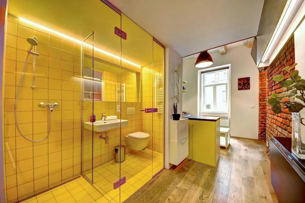 Central Studio - Andel Prag